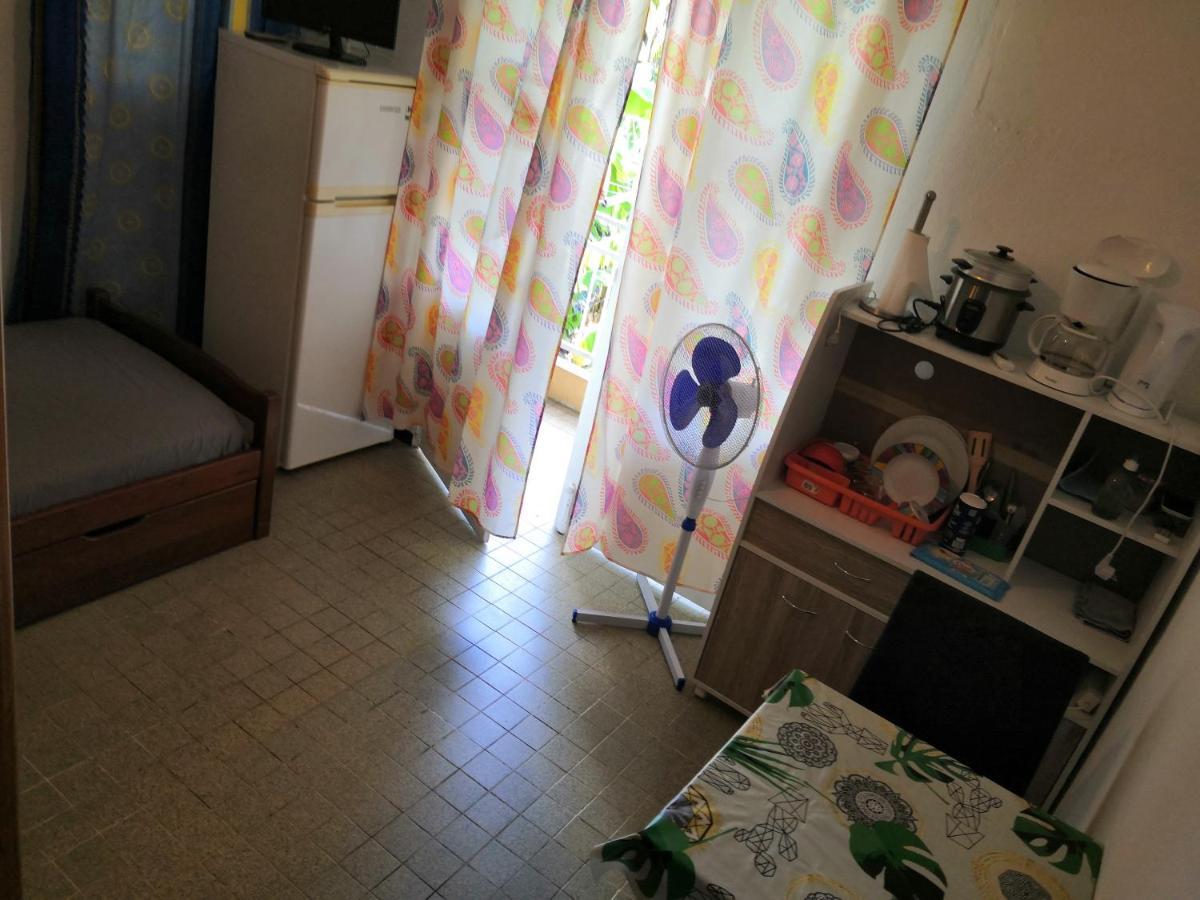 דירות סיינט דניס Locatriolet מראה חיצוני תמונה